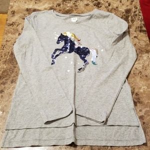 GAP Girls Size L (9/10?) Gray Shirt with Unicorn